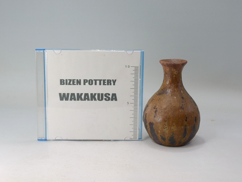 26002]辣韭徳利（多久守）｜備前焼わかくさ